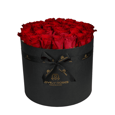 Fresh Roses in a Round Box Large